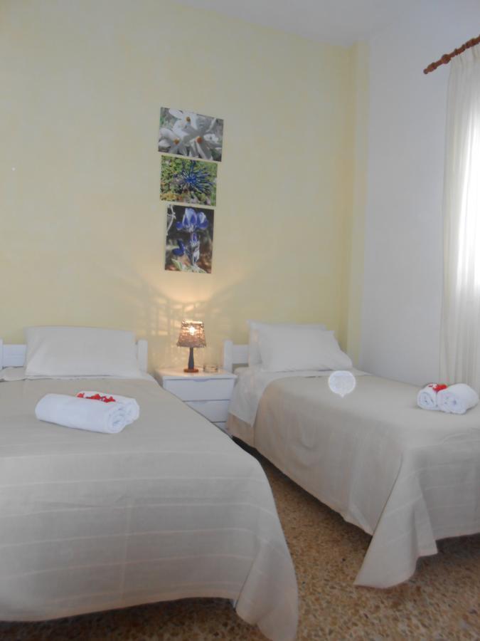 Angeliki Pension Катапола Екстериор снимка